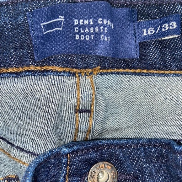 Levi’s Demi Curve ID Classic Bootcut Women’s Dark Blue Denim Jeans | Size 16/33 - Picture 6 of 11